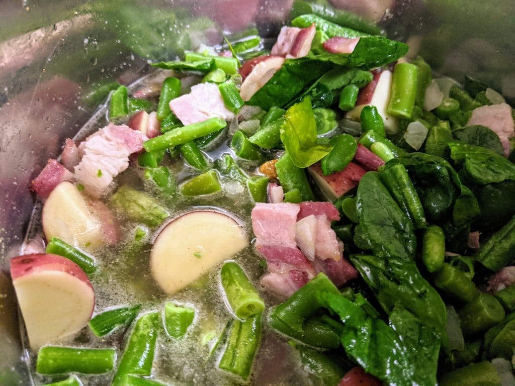 Instant Pot Southern Style Green Beans w/ Spinach, Bacon & Potatoes