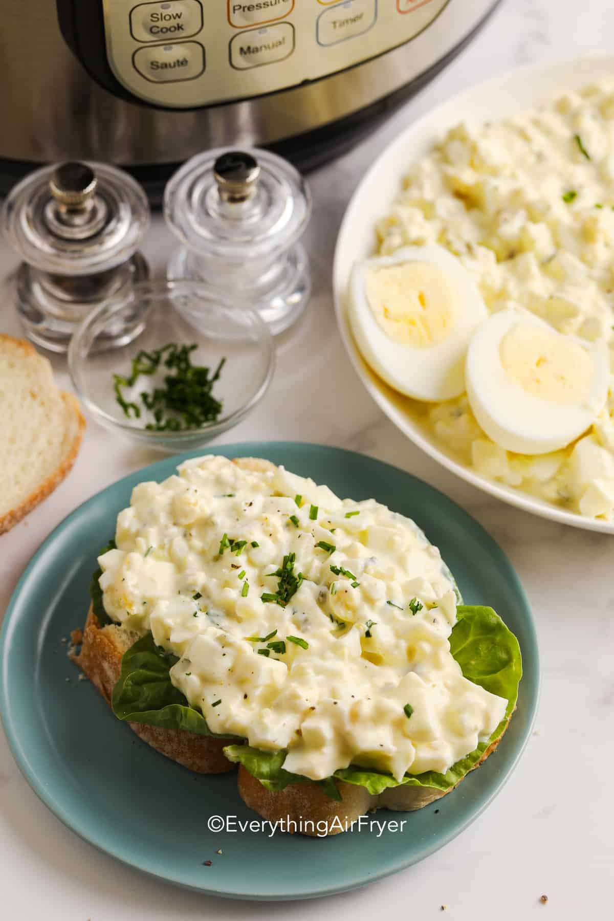 Egg salad and lettuce on bread