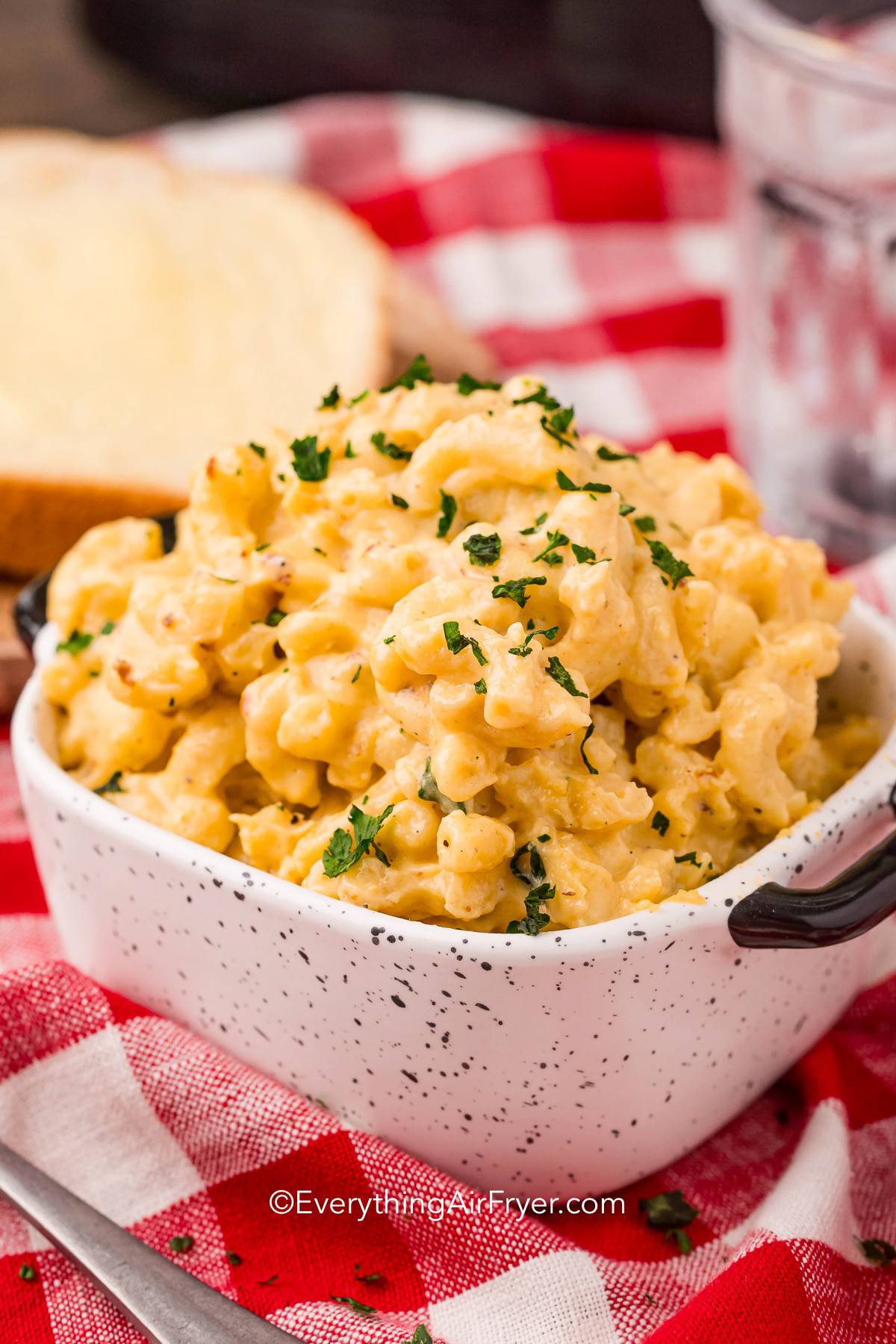 Air Fryer Mac and Cheese in a bowl