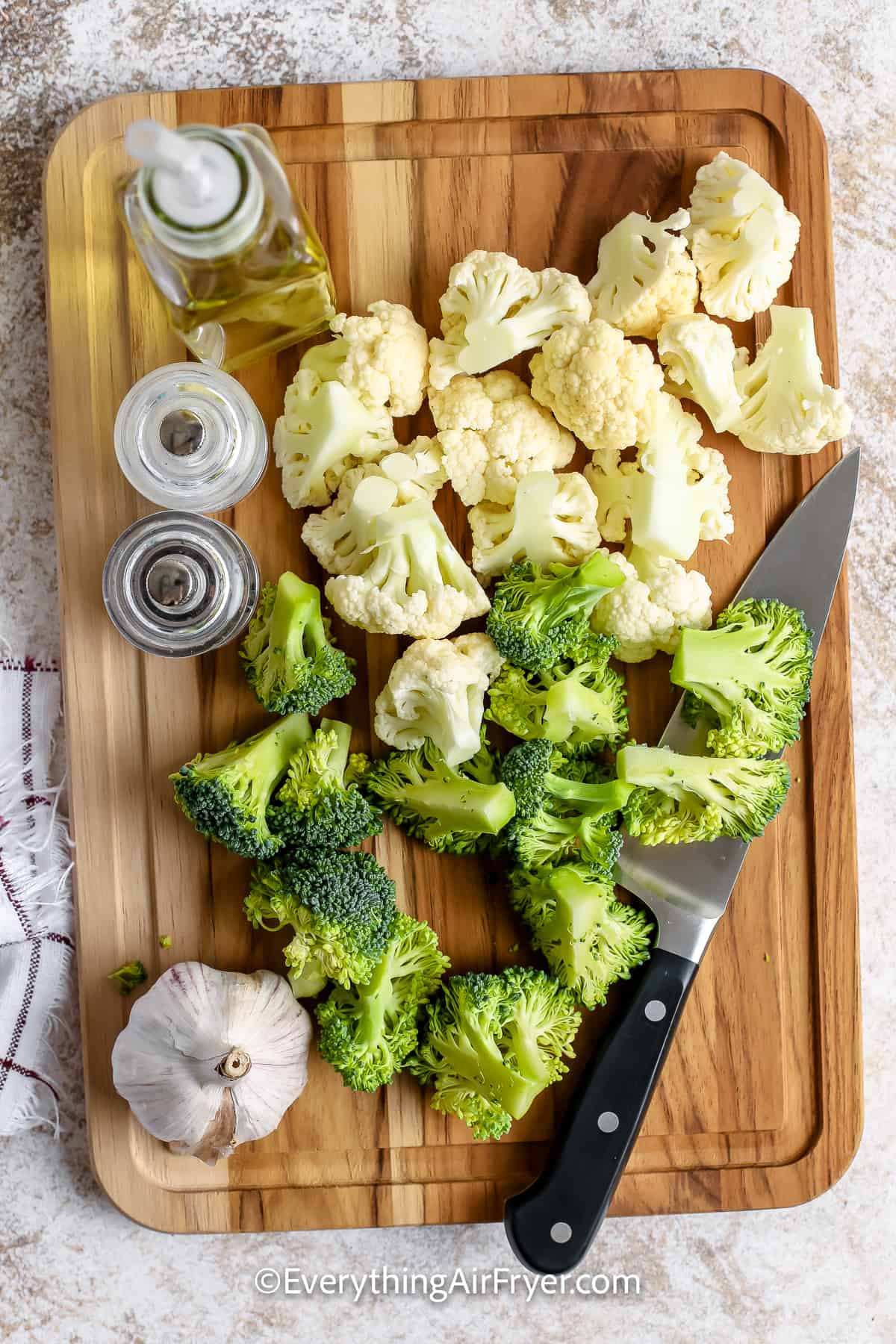Ingredients to make Air Fryer Broccoli and Cauliflower