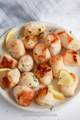 Sous Vide Scallops on a plate