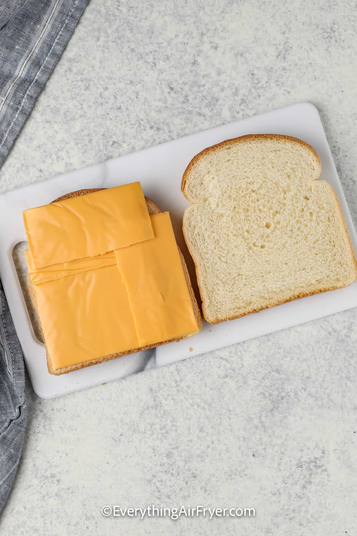 cheese slices placed on bread