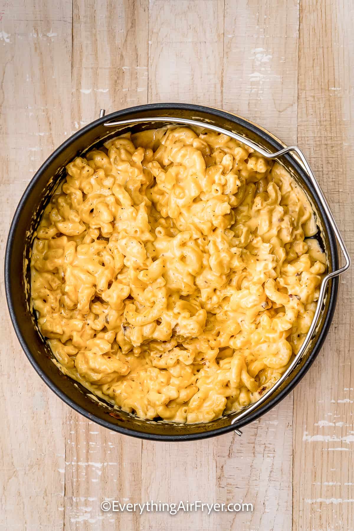 mac and cheese cooked in an air fryer safe dish