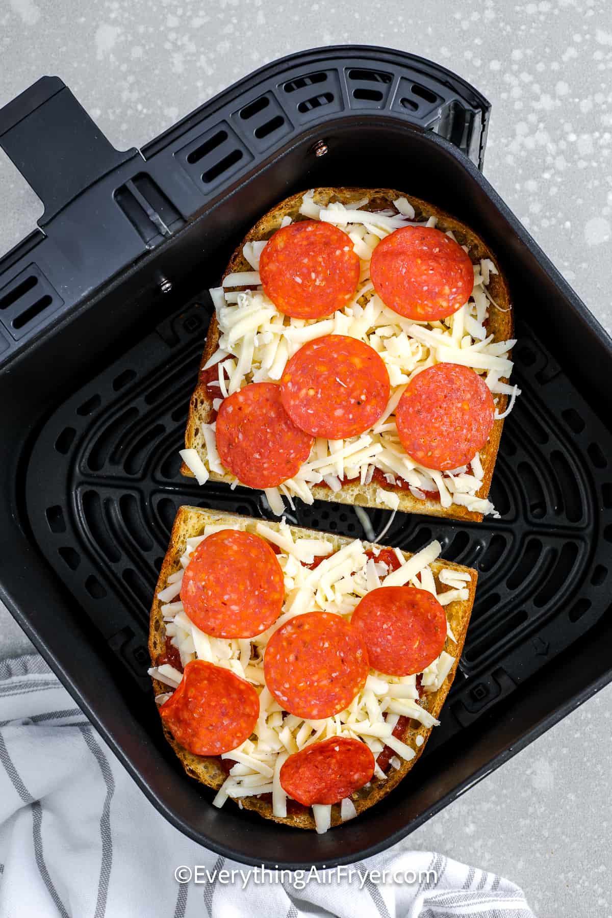 toppings on air fryer french bread pizza